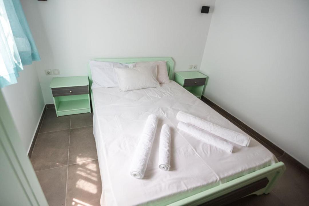 Olive Tree Villa Лигия Экстерьер фото